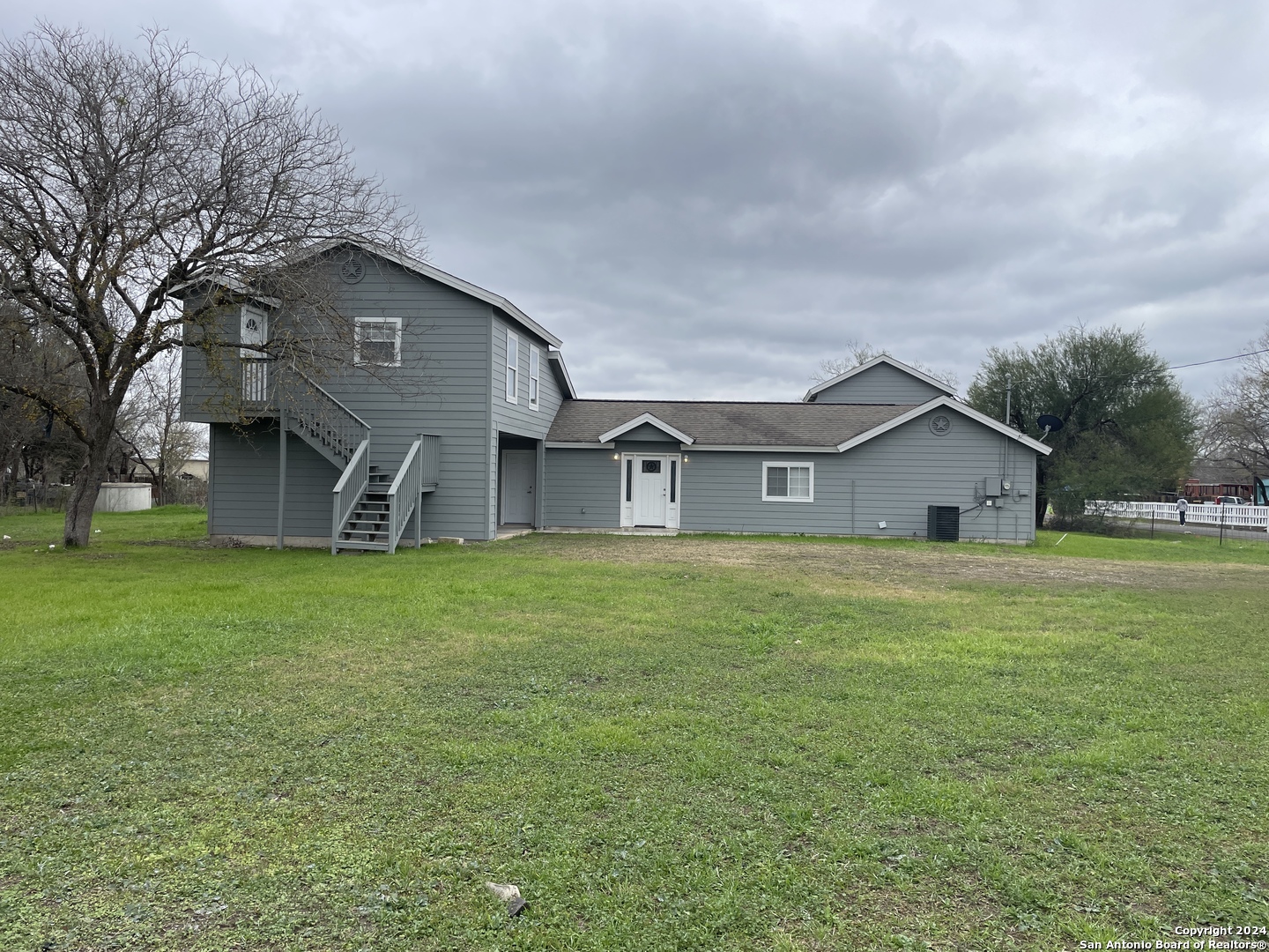 6804 Calle Fincias San Antonio TX 78252