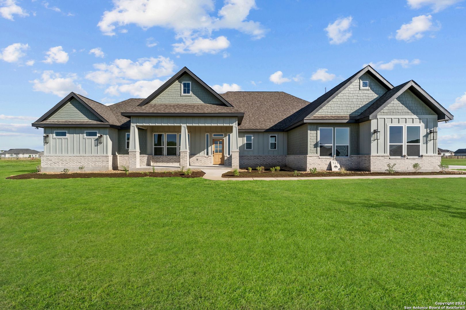 323 Century Oaks Drive Seguin TX 78155