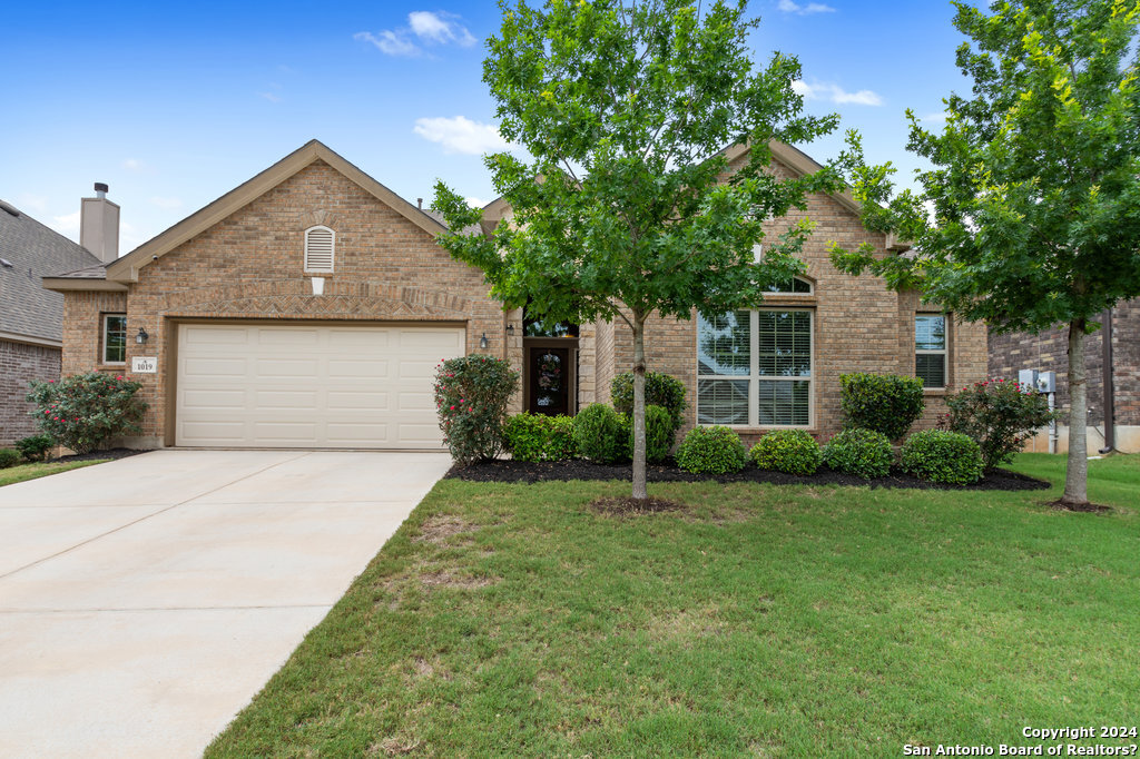1019 Stone Crossing New Braunfels TX 78132