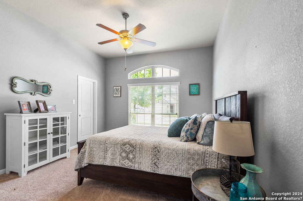 1019 Stone Crossing New Braunfels TX 78132