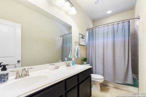 1019 Stone Crossing New Braunfels TX 78132