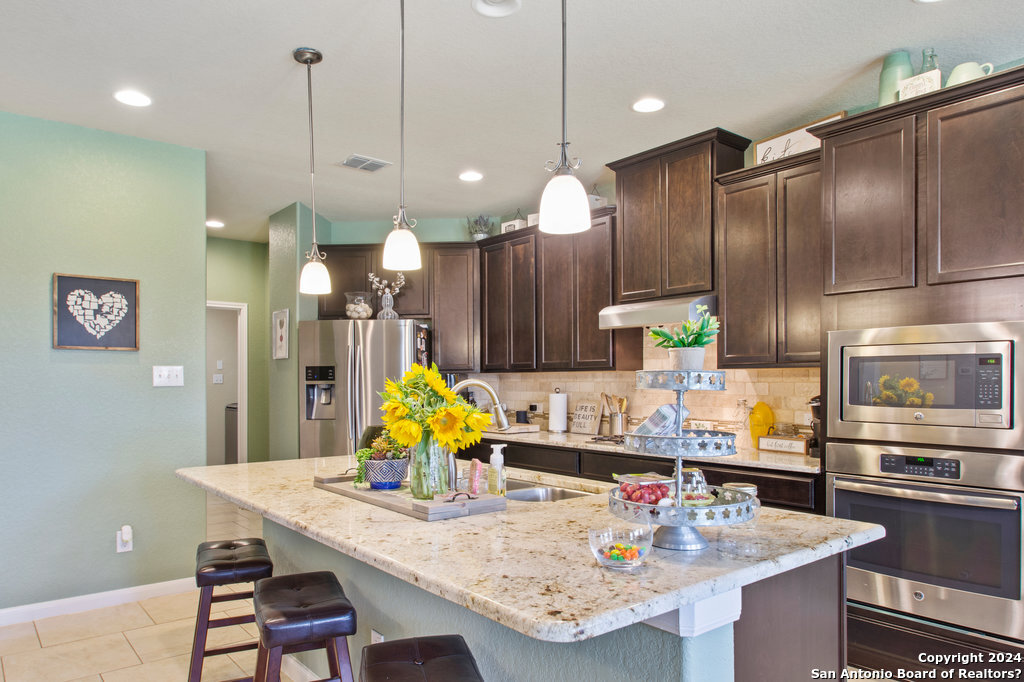 1019 Stone Crossing New Braunfels TX 78132