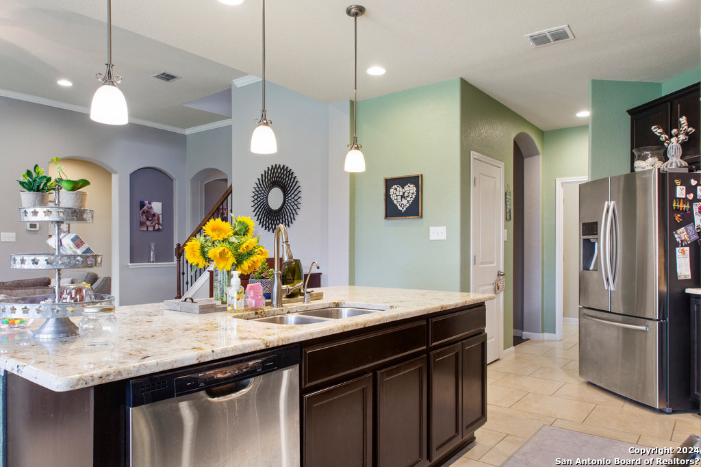 1019 Stone Crossing New Braunfels TX 78132
