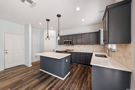 568 Slippery Rock Cibolo TX 78108