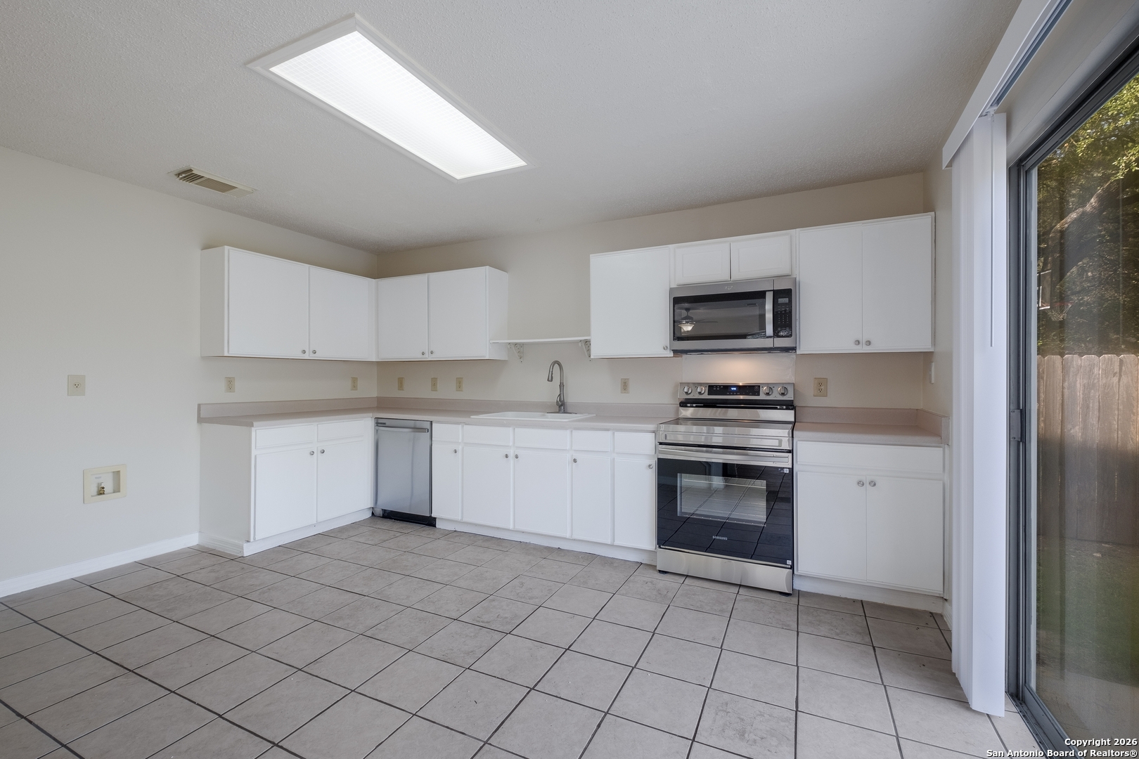 10217 Sandbrook San Antonio TX 78254