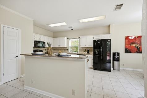 18143 Summer Knoll Drive San Antonio TX 78258