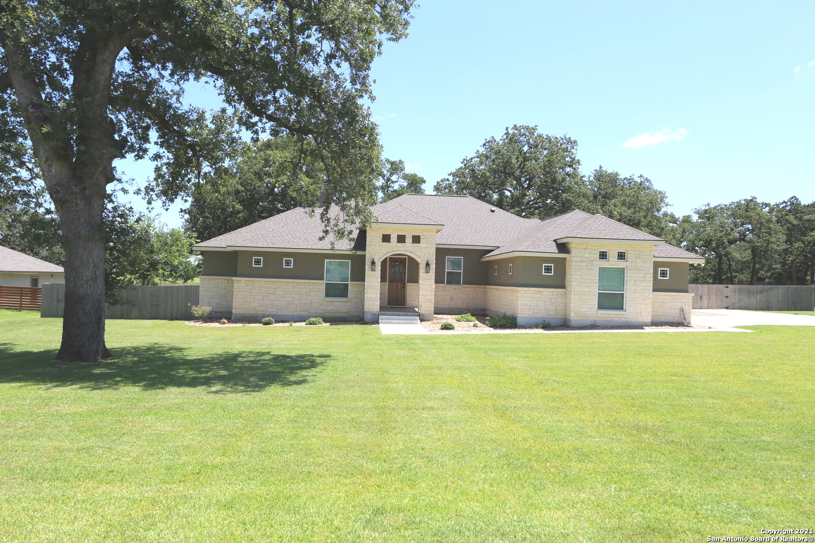 119 Cibolo Ridge Drive La Vernia TX 78121