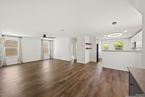 6322 Silver Pegasus San Antonio TX 78218