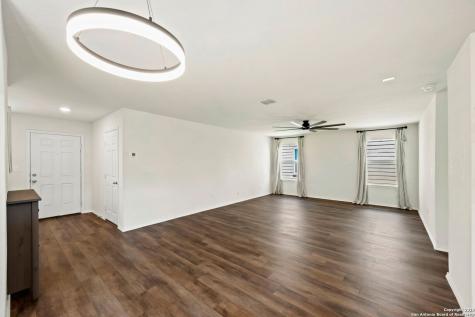 6322 Silver Pegasus San Antonio TX 78218