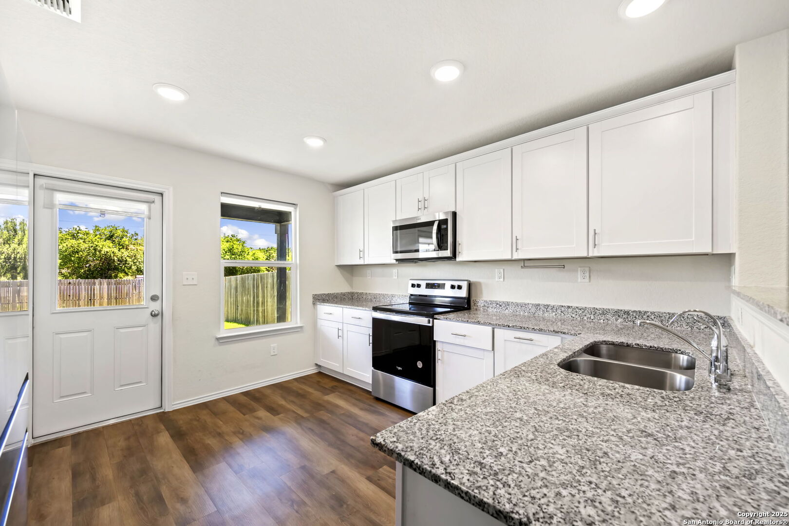 6322 Silver Pegasus San Antonio TX 78218
