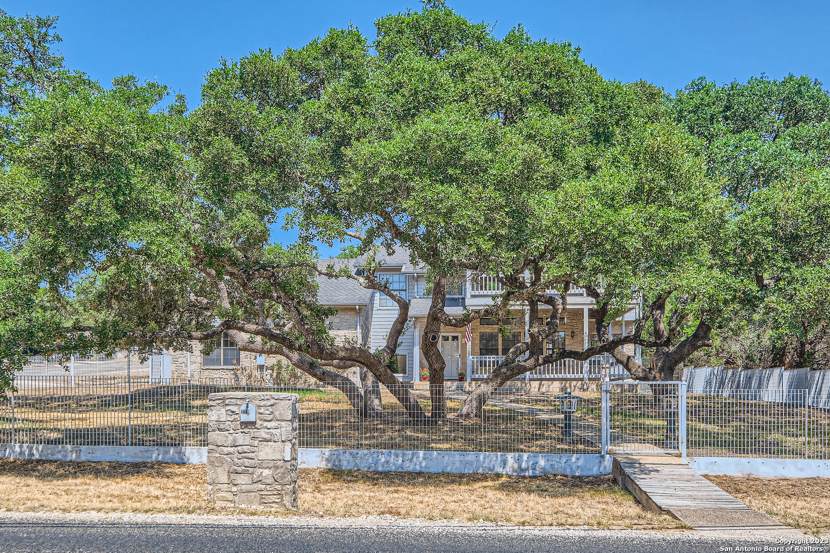 215 Slumber Pass San Antonio TX 78260
