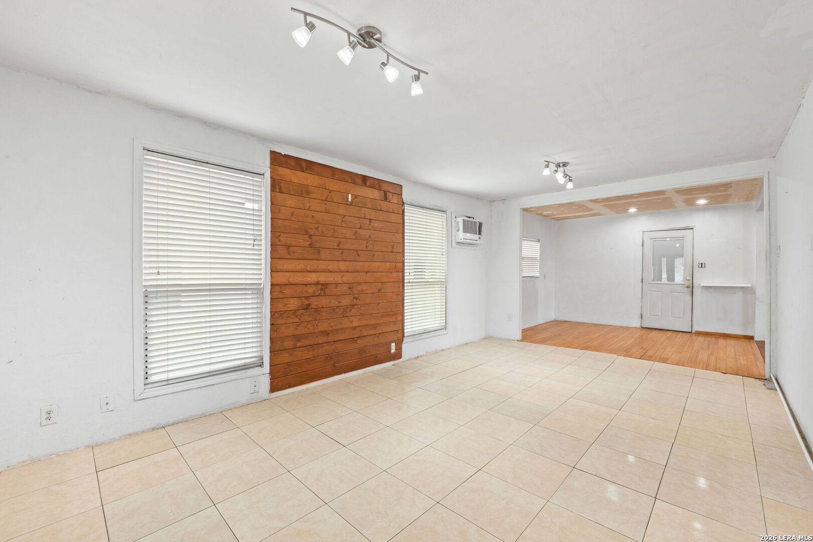 202 E Lubbock San Antonio TX 78204