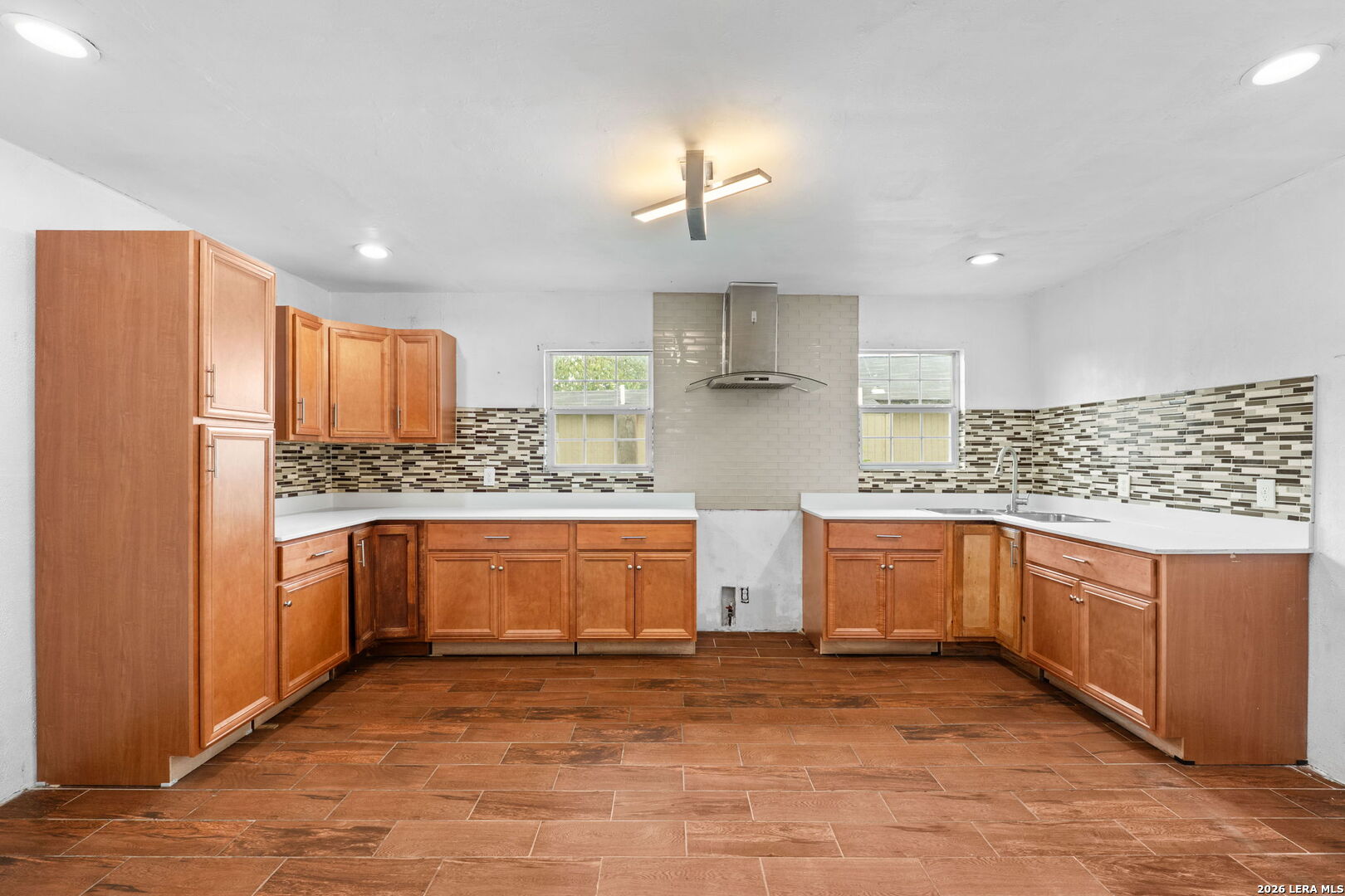 202 E Lubbock San Antonio TX 78204