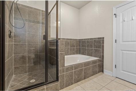 11102 Butterfly Bush San Antonio TX 78245