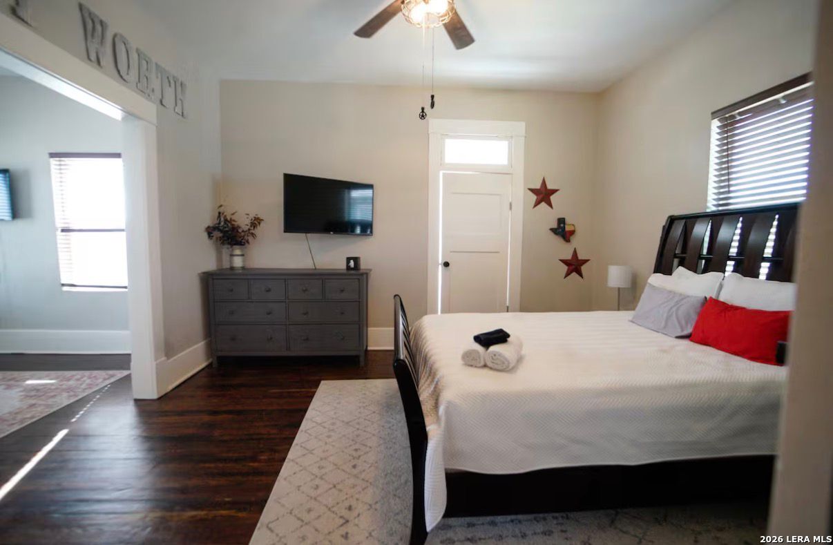 117 Yale San Antonio TX 78205