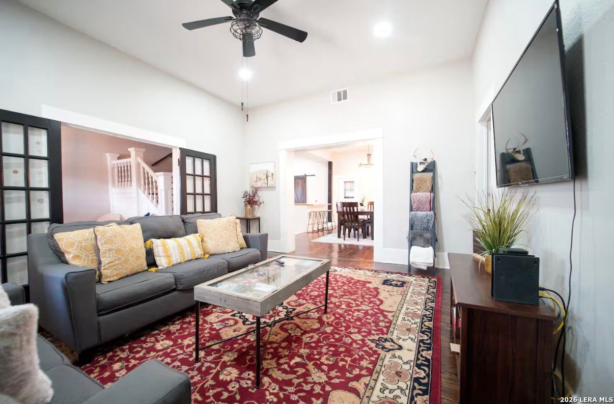 117 Yale San Antonio TX 78205