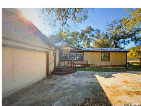8790 Whartons Dock Bandera TX 78003
