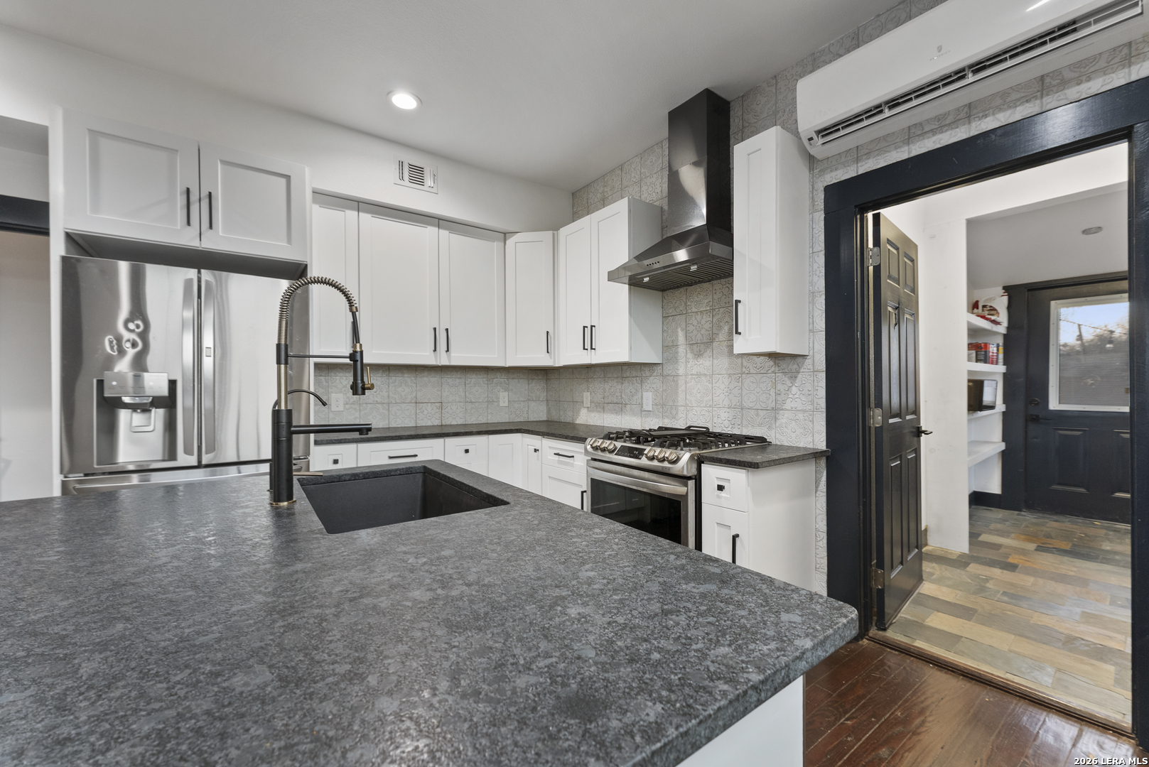139 E Highland San Antonio TX 78210