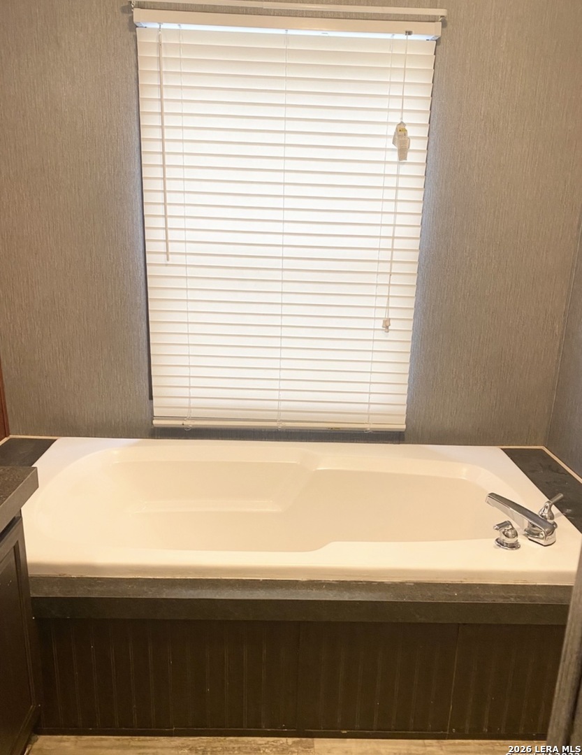 404 Hollow Oak La Vernia TX 78121