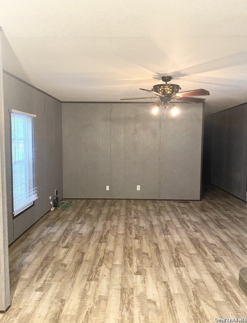 404 Hollow Oak La Vernia TX 78121