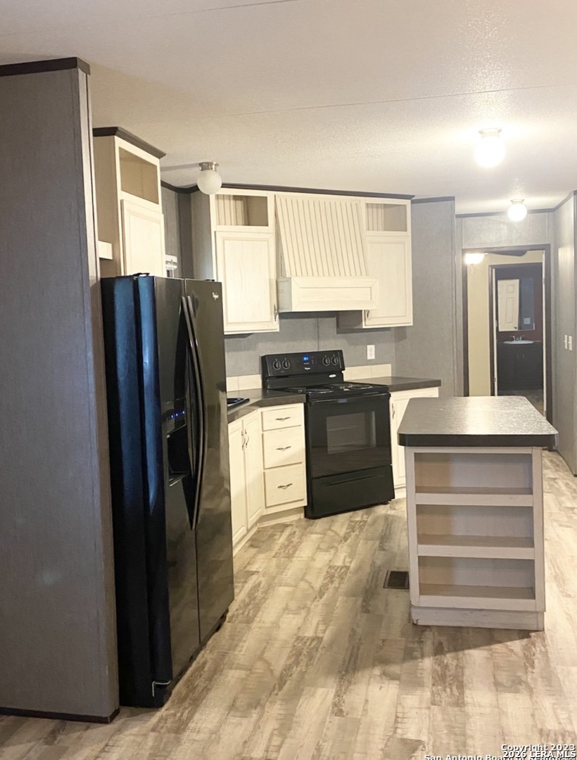 404 Hollow Oak La Vernia TX 78121