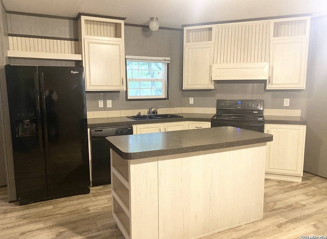 404 Hollow Oak La Vernia TX 78121