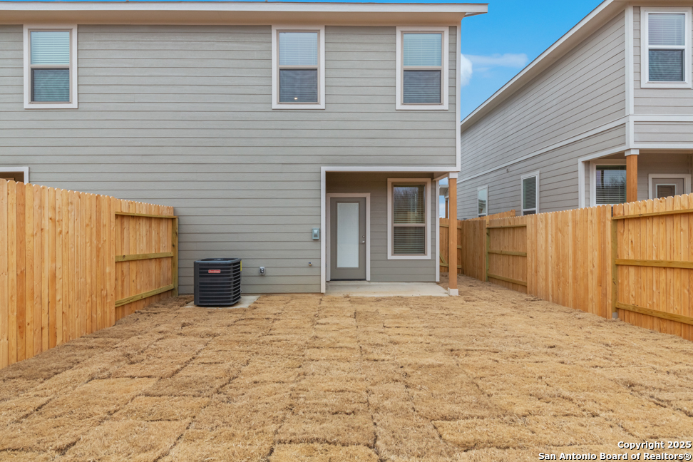7612 Briarwood Pass San Antonio TX 78252