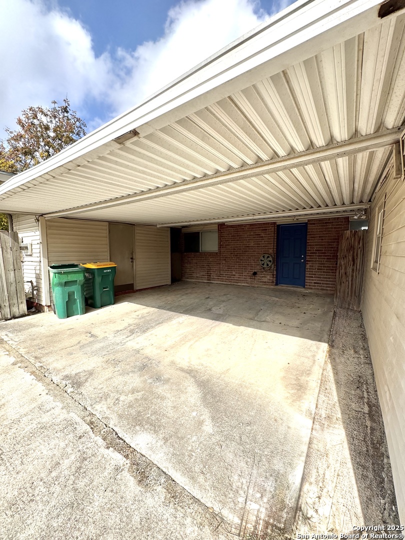 663 Fern Meadow Universal City TX 78148