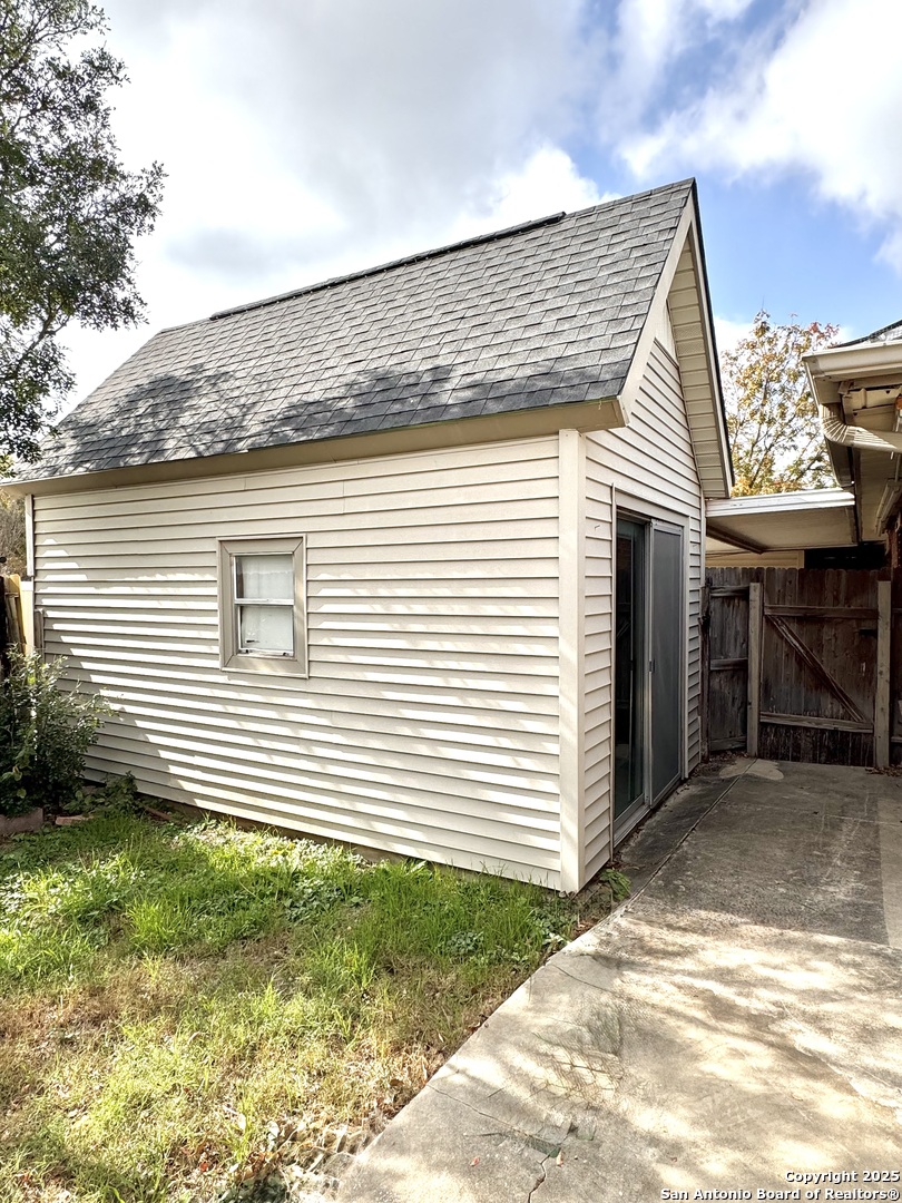 663 Fern Meadow Universal City TX 78148