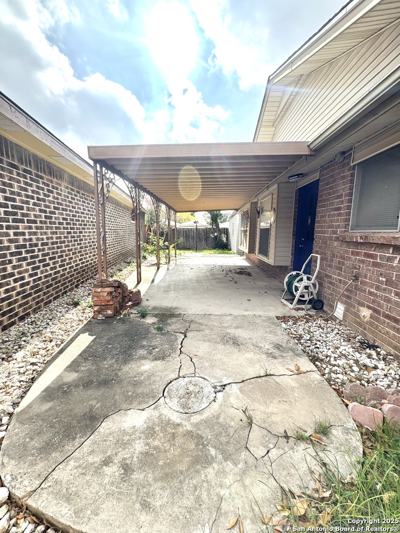 663 Fern Meadow Universal City TX 78148