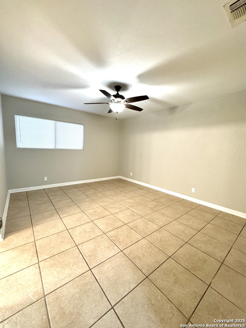 663 Fern Meadow Universal City TX 78148