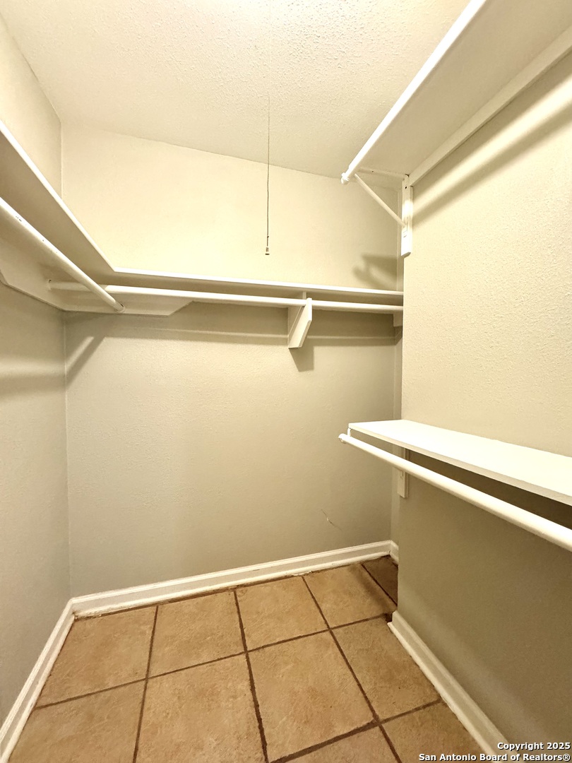 663 Fern Meadow Universal City TX 78148