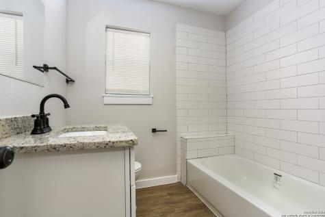 734 W Norwood San Antonio TX 78212