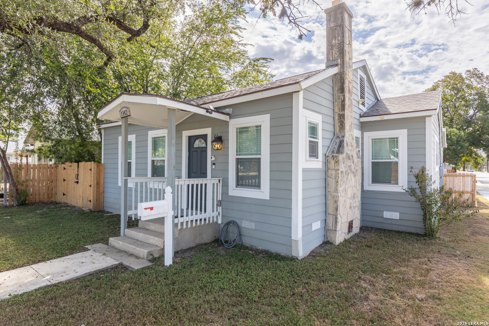 1142 W Lynwood Avenue San Antonio TX 78201