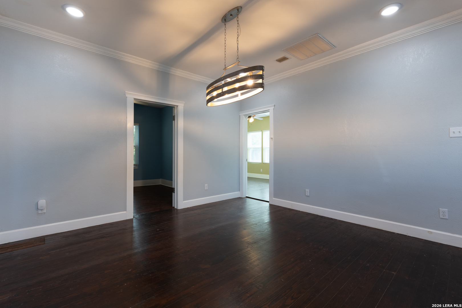 1142 W Lynwood Avenue San Antonio TX 78201
