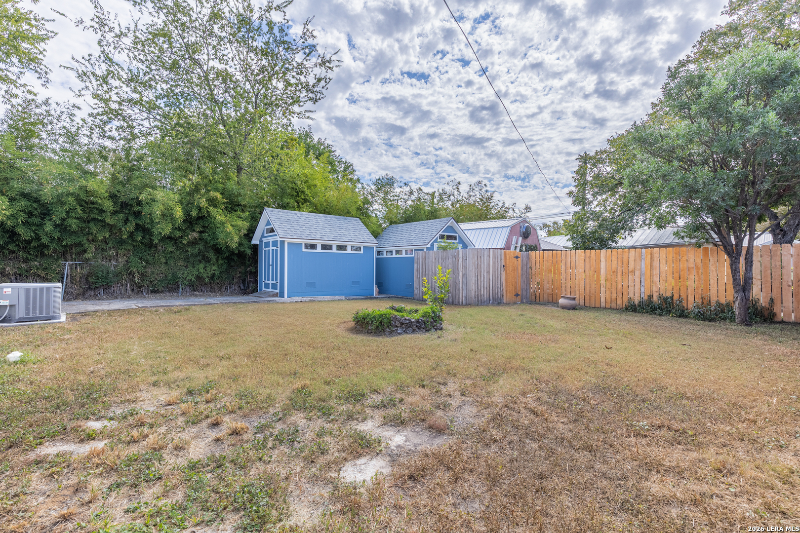 1142 W Lynwood Avenue San Antonio TX 78201