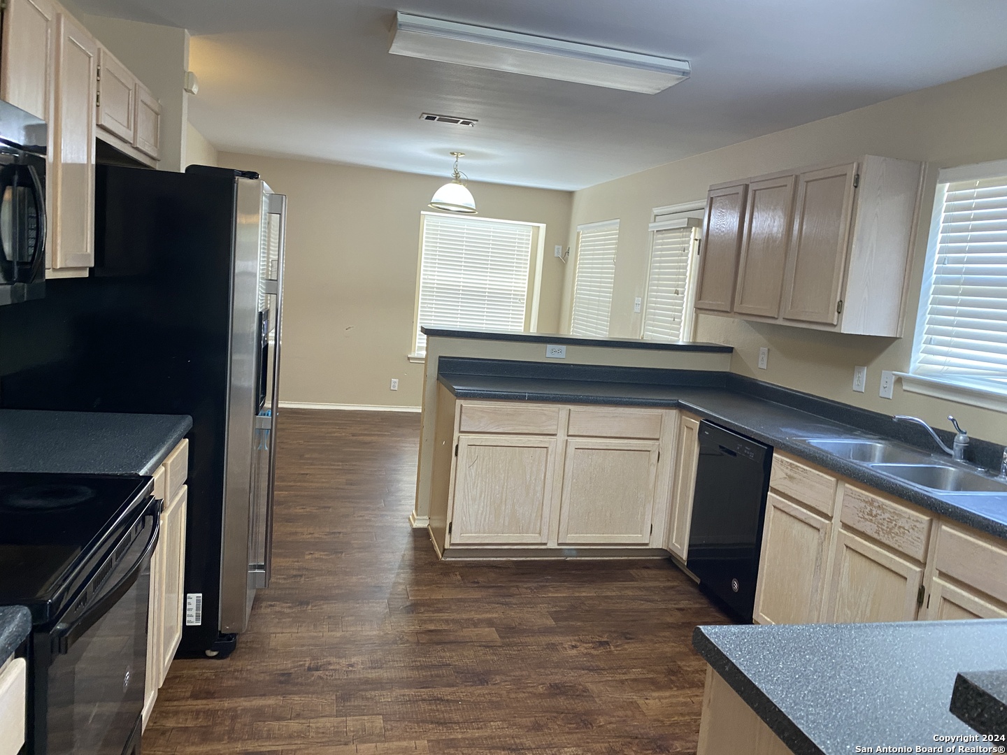 10635 Cat Mountain San Antonio TX 78251
