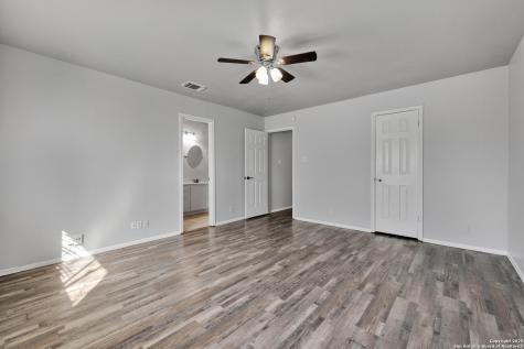 7011 Autumn Park San Antonio TX 78249