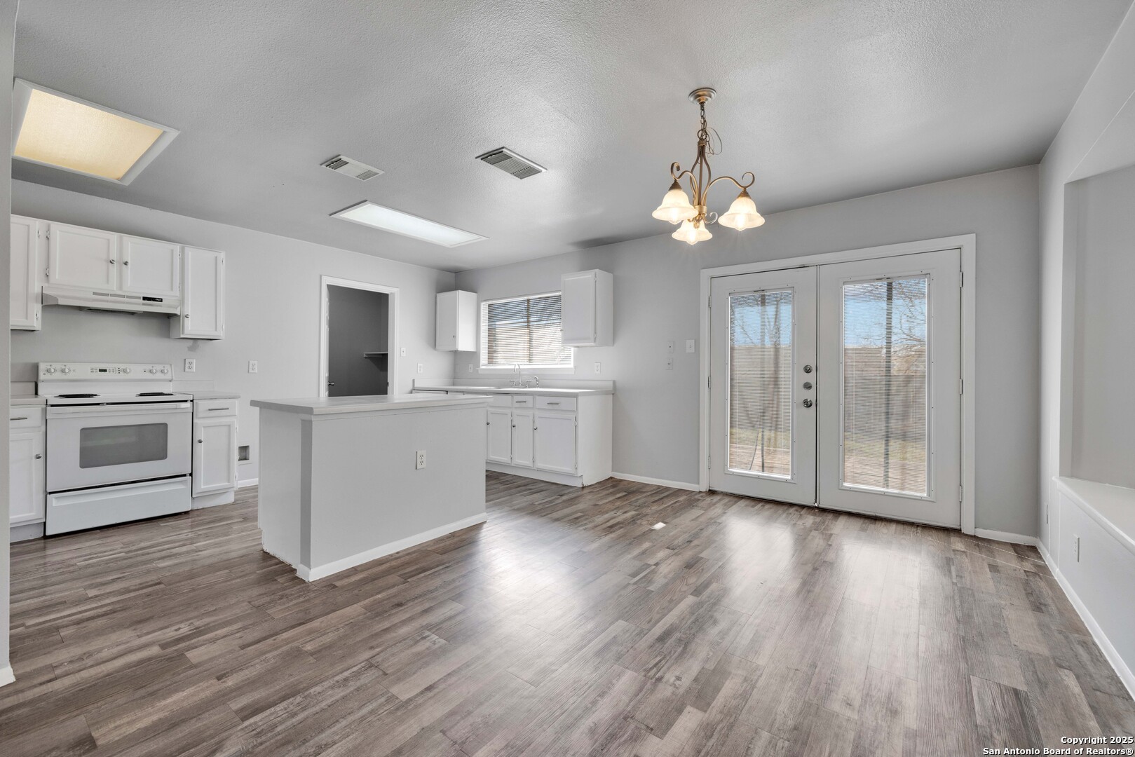 7011 Autumn Park San Antonio TX 78249