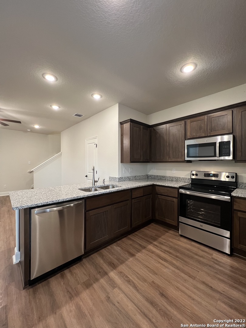 7513 Astro Field San Antonio TX 78253