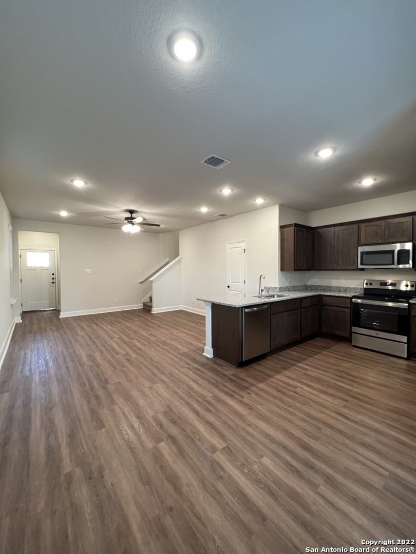 7513 Astro Field San Antonio TX 78253