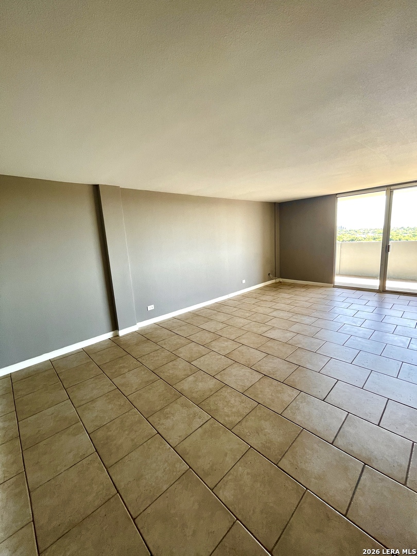 7039 San Pedro Avenue San Antonio TX 78216
