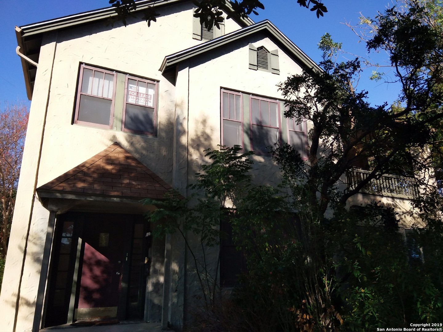 1743 W Summit Avenue San Antonio TX 78201