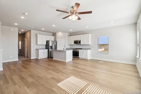 7114 Magnolia Creek San Antonio TX 78252