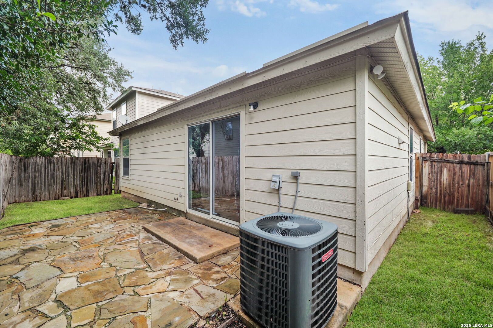 323 Amberdale Oak San Antonio TX 78249