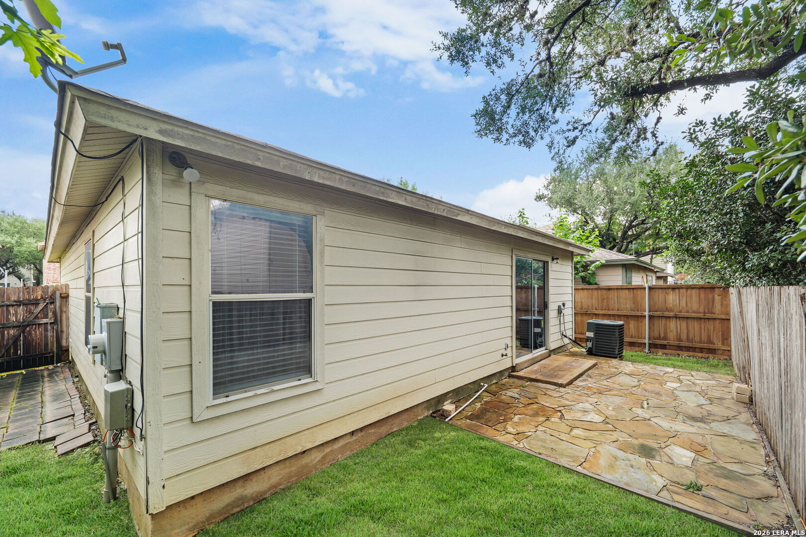 323 Amberdale Oak San Antonio TX 78249