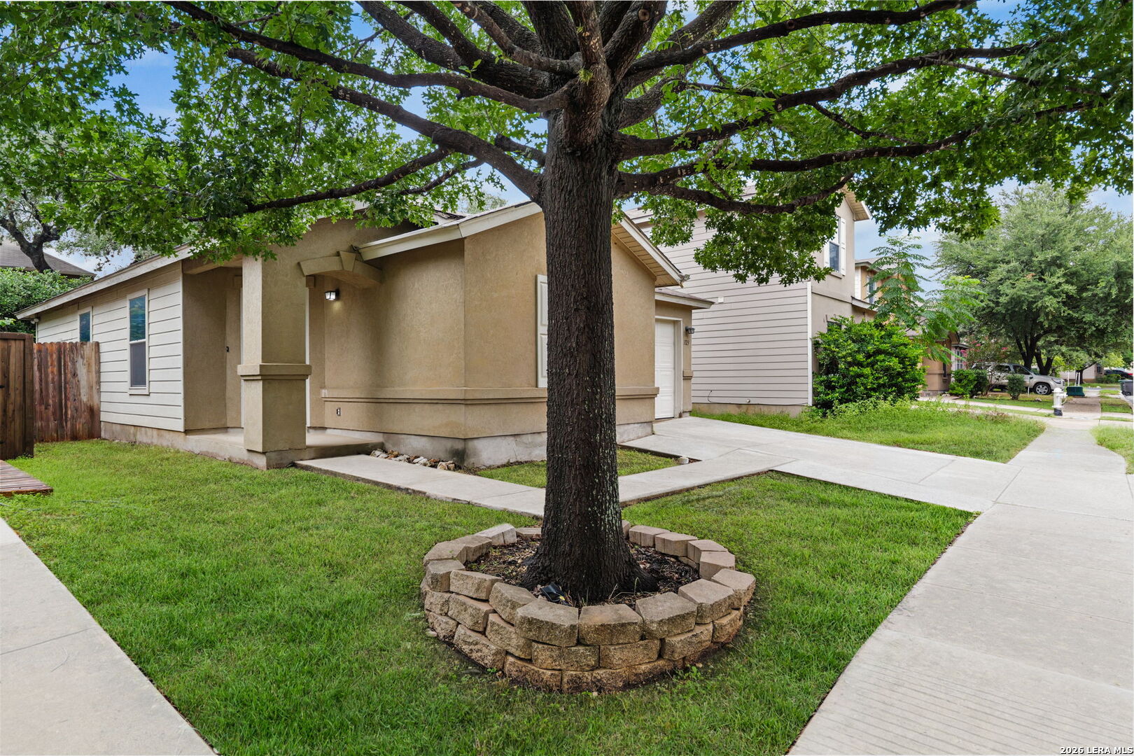323 Amberdale Oak San Antonio TX 78249