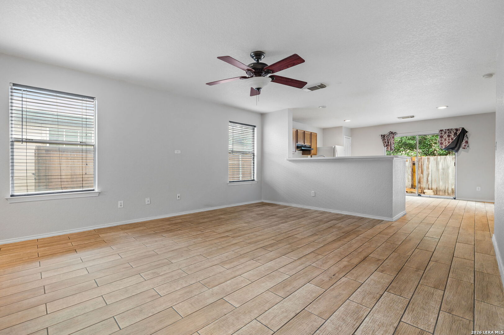 323 Amberdale Oak San Antonio TX 78249