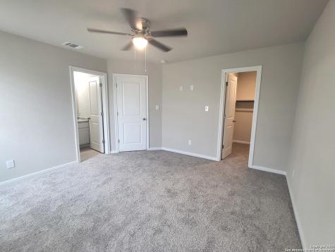 7911 Dial Ike Drive San Antonio TX 78218