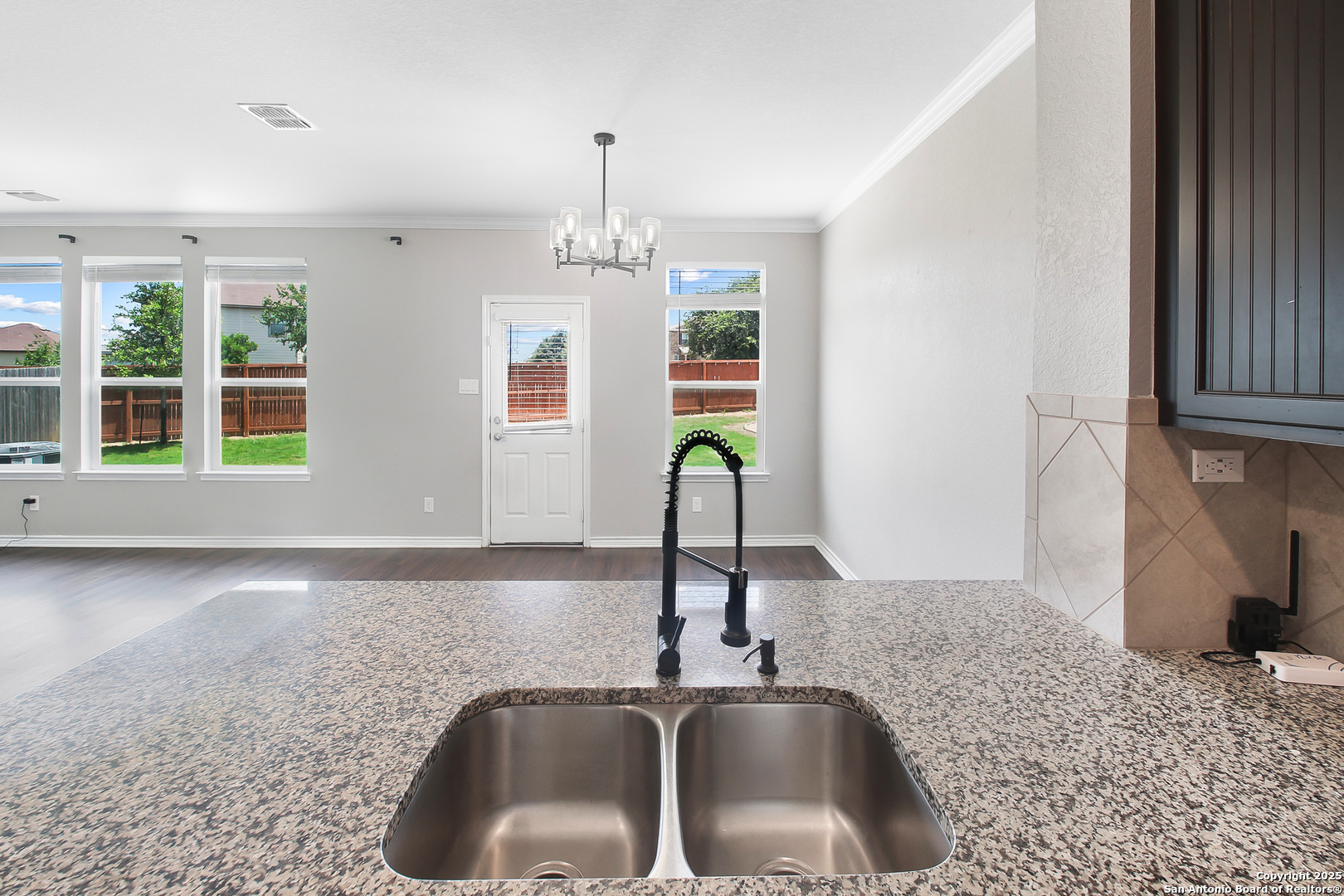 6811 Beltran Pass San Antonio TX 78252